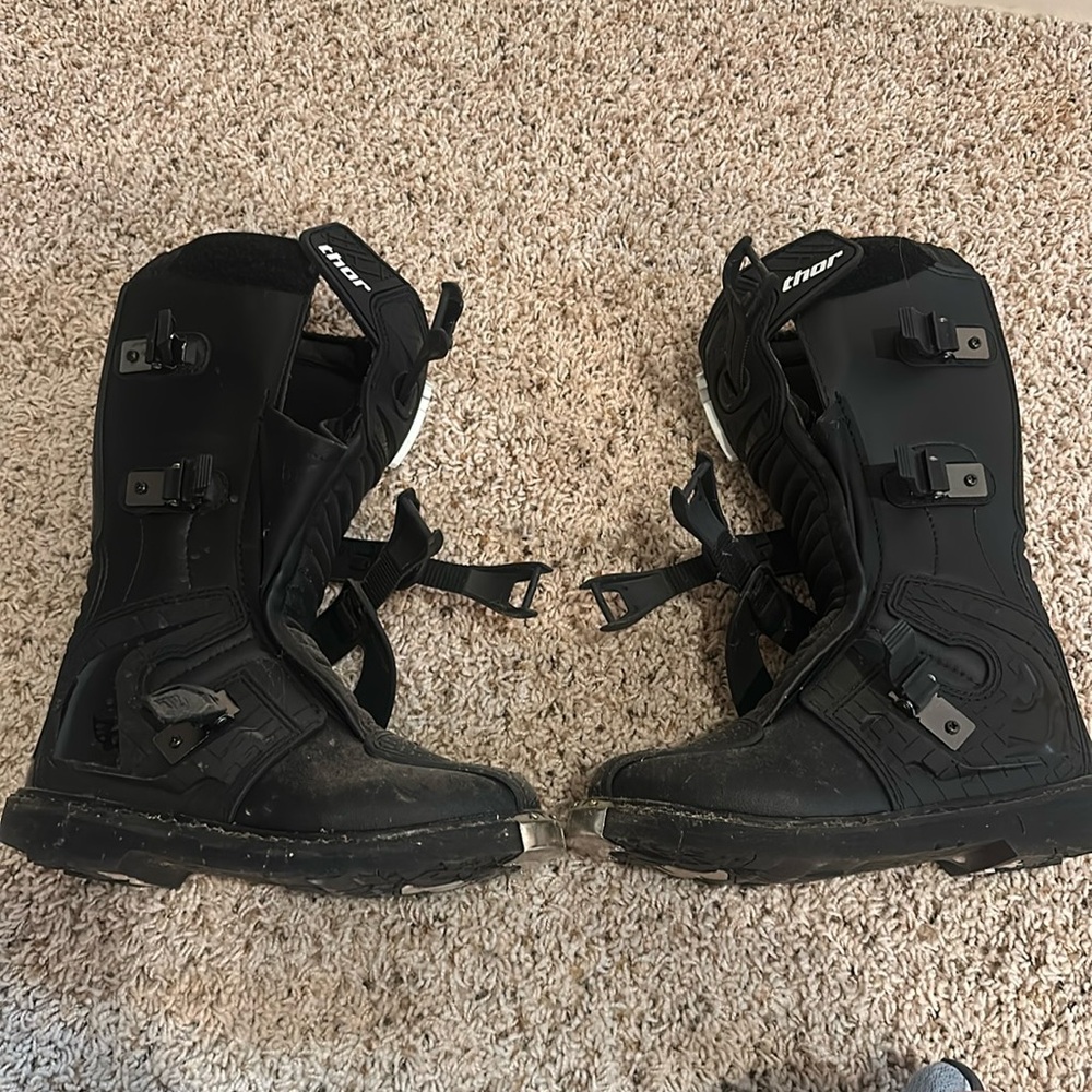 Thor dirt bike boots youth size 6